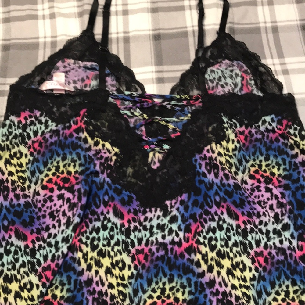 Intimates - Picture 4 of 6